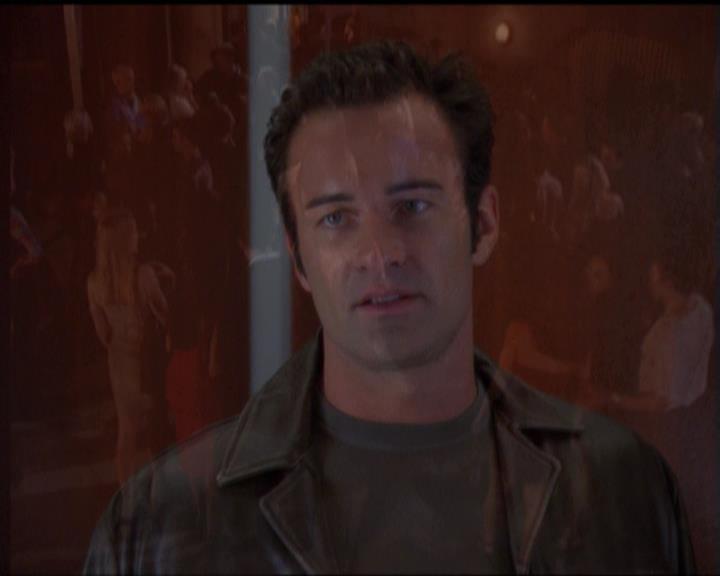 Charmed-Online-dot-net_5x05WitchesInTights2231.jpg