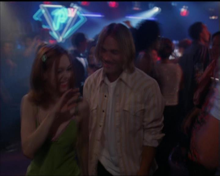 Charmed-Online-dot-net_5x05WitchesInTights2244.jpg