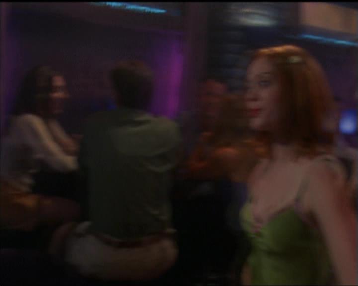 Charmed-Online-dot-net_5x05WitchesInTights2250.jpg