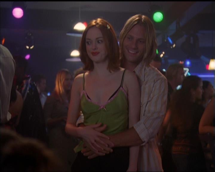 Charmed-Online-dot-net_5x05WitchesInTights2262.jpg