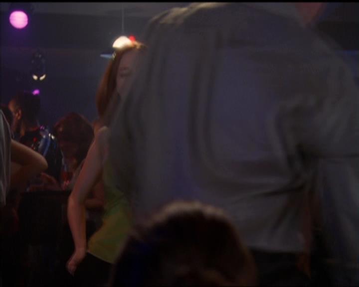 Charmed-Online-dot-net_5x05WitchesInTights2268.jpg