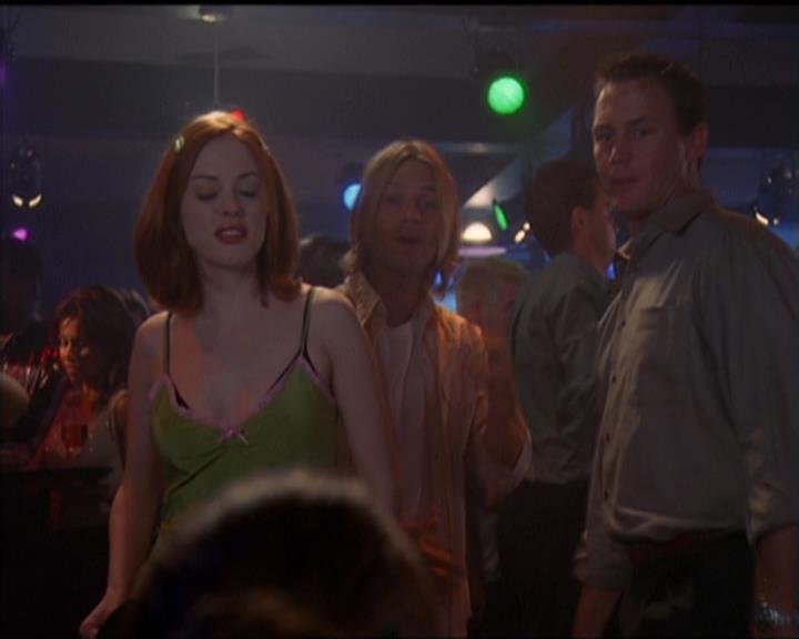 Charmed-Online-dot-net_5x05WitchesInTights2270.jpg