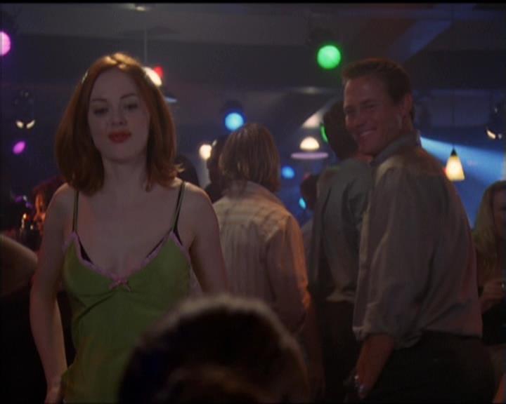 Charmed-Online-dot-net_5x05WitchesInTights2274.jpg