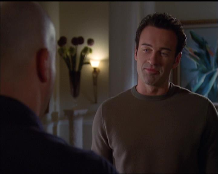 Charmed-Online-dot-net_5x05WitchesInTights2371.jpg