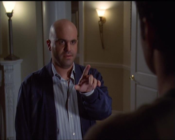 Charmed-Online-dot-net_5x05WitchesInTights2377.jpg