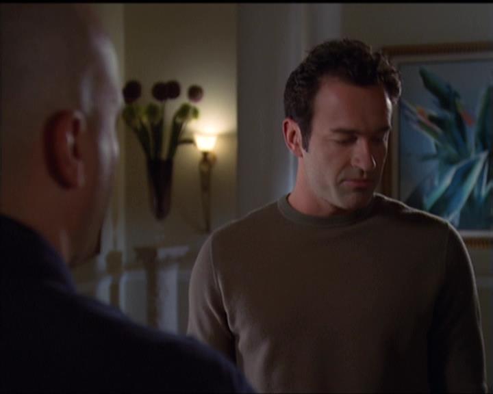 Charmed-Online-dot-net_5x05WitchesInTights2384.jpg