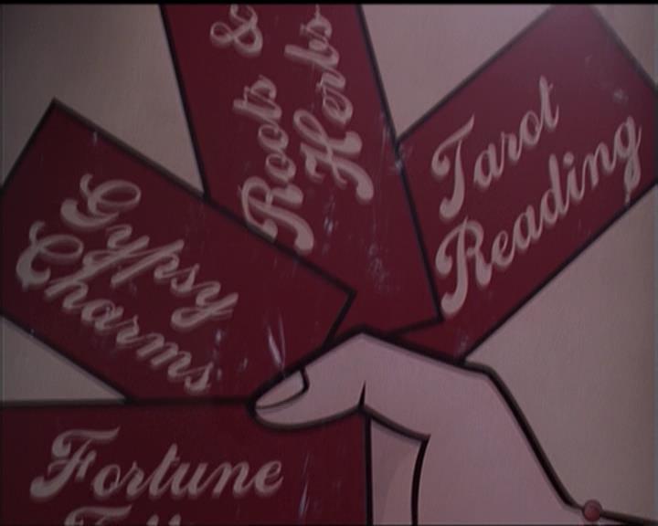Charmed-Online-dot-net_5x06TheEyesHaveIt0000.jpg