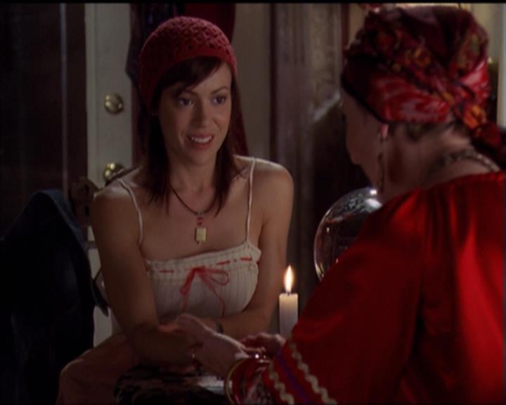 Charmed-Online-dot-net_5x06TheEyesHaveIt0062.jpg