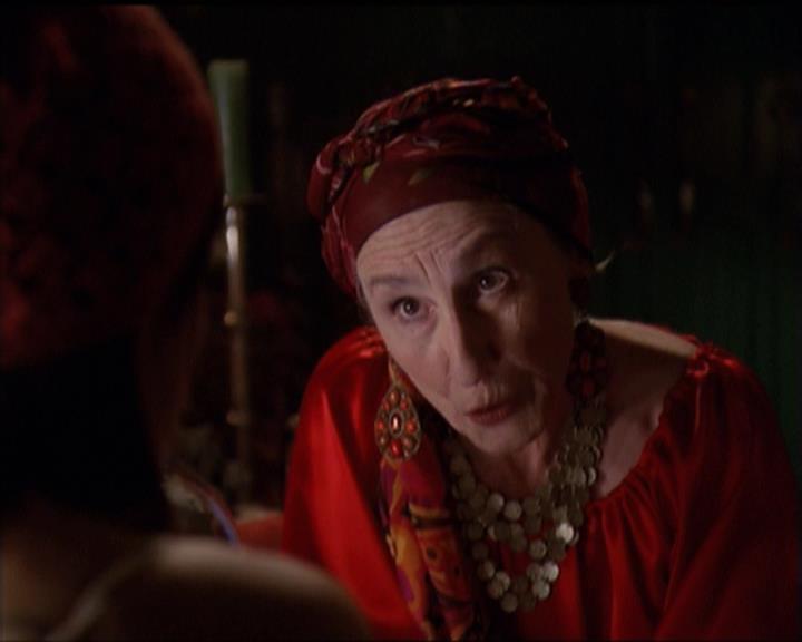 Charmed-Online-dot-net_5x06TheEyesHaveIt0109.jpg