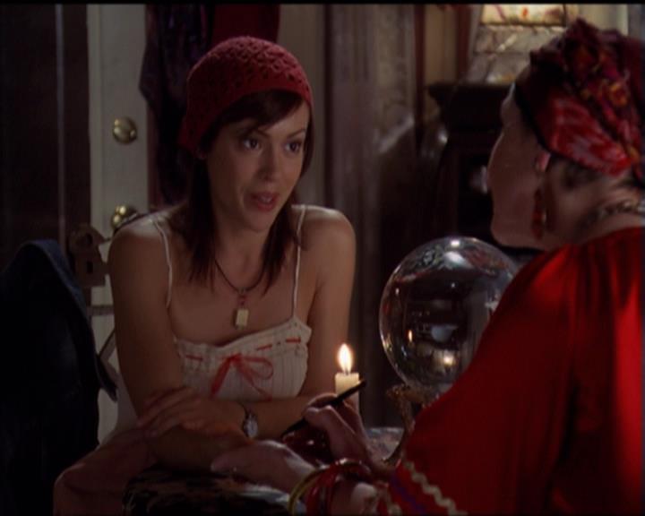 Charmed-Online-dot-net_5x06TheEyesHaveIt0113.jpg