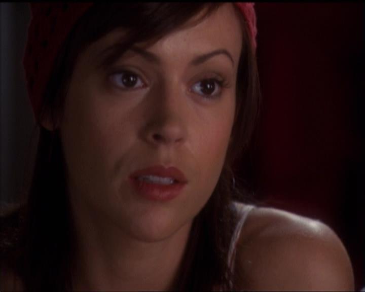 Charmed-Online-dot-net_5x06TheEyesHaveIt0126.jpg
