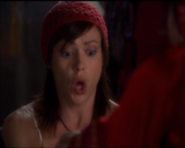 Charmed-Online-dot-net_5x06TheEyesHaveIt0154.jpg