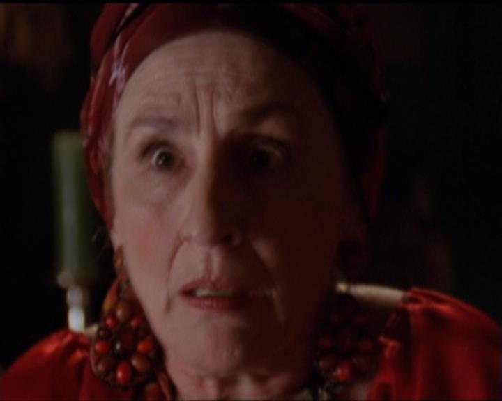Charmed-Online-dot-net_5x06TheEyesHaveIt0157.jpg