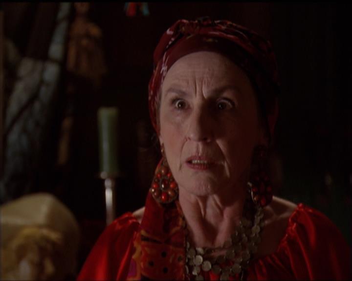 Charmed-Online-dot-net_5x06TheEyesHaveIt0160.jpg