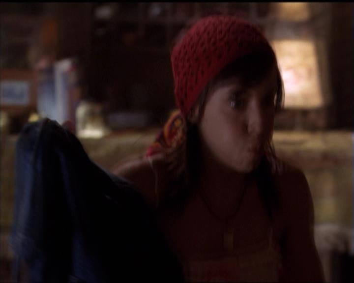 Charmed-Online-dot-net_5x06TheEyesHaveIt0175.jpg