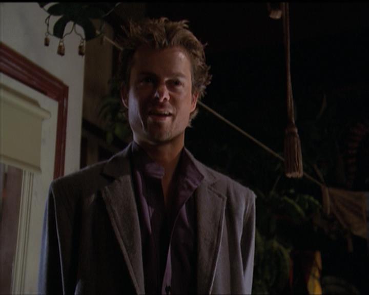 Charmed-Online-dot-net_5x06TheEyesHaveIt0226.jpg