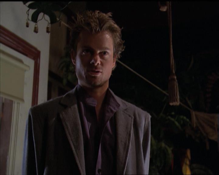 Charmed-Online-dot-net_5x06TheEyesHaveIt0230.jpg