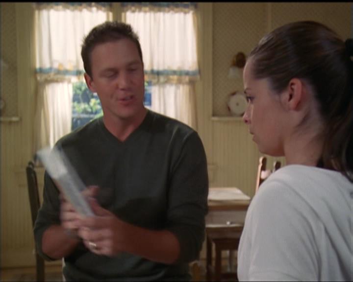 Charmed-Online-dot-net_5x06TheEyesHaveIt0334.jpg