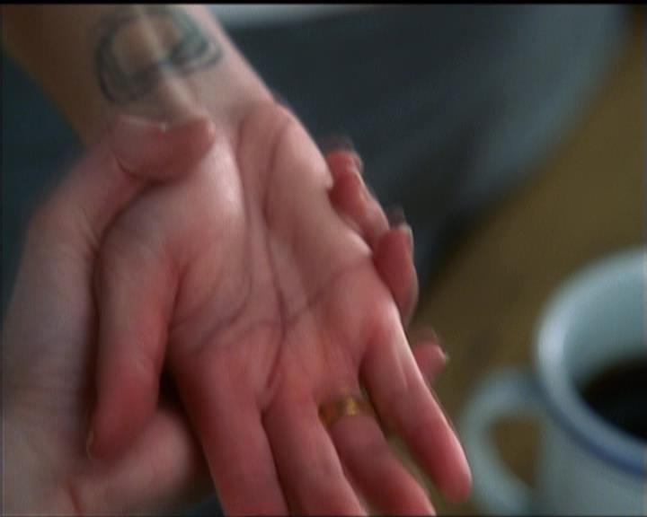 Charmed-Online-dot-net_5x06TheEyesHaveIt0381.jpg