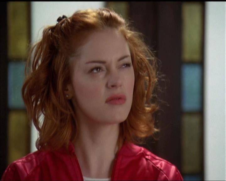 Charmed-Online-dot-net_5x06TheEyesHaveIt0421.jpg