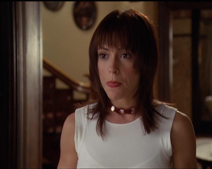 Charmed-Online-dot-net_5x06TheEyesHaveIt0466.jpg