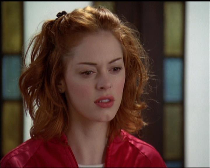 Charmed-Online-dot-net_5x06TheEyesHaveIt0474.jpg