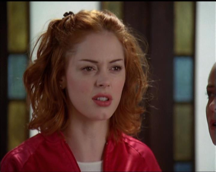Charmed-Online-dot-net_5x06TheEyesHaveIt0482.jpg