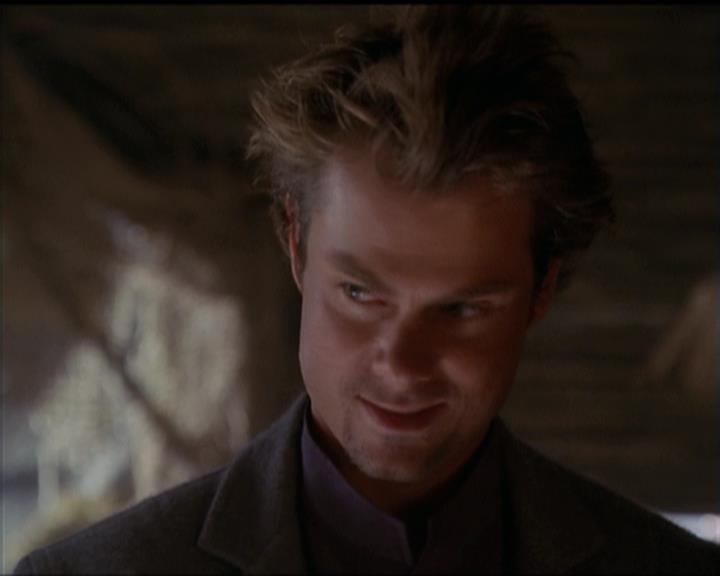 Charmed-Online-dot-net_5x06TheEyesHaveIt0534.jpg