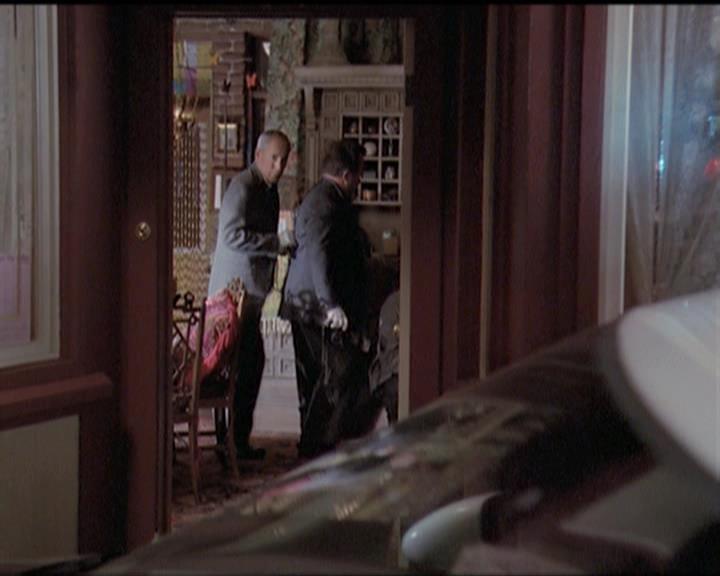 Charmed-Online-dot-net_5x06TheEyesHaveIt0595.jpg