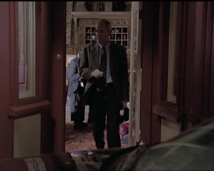 Charmed-Online-dot-net_5x06TheEyesHaveIt0597.jpg