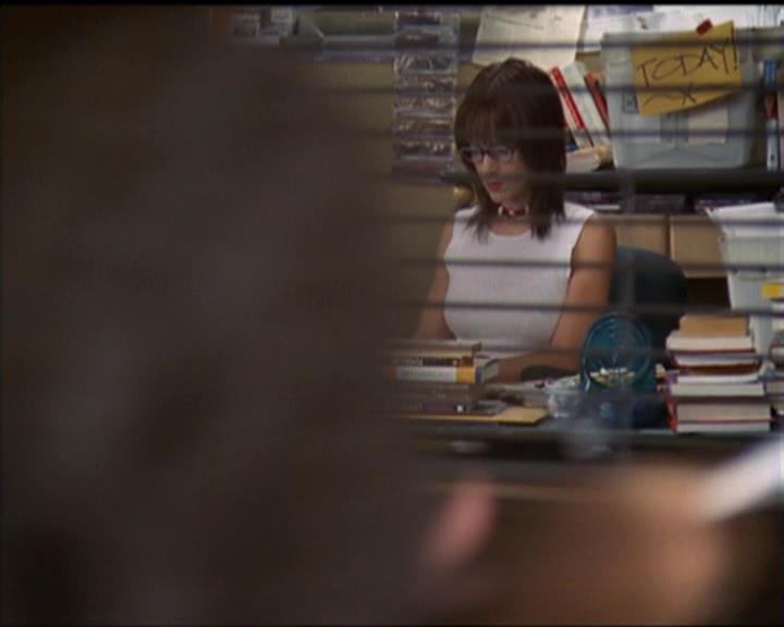 Charmed-Online-dot-net_5x06TheEyesHaveIt0603.jpg