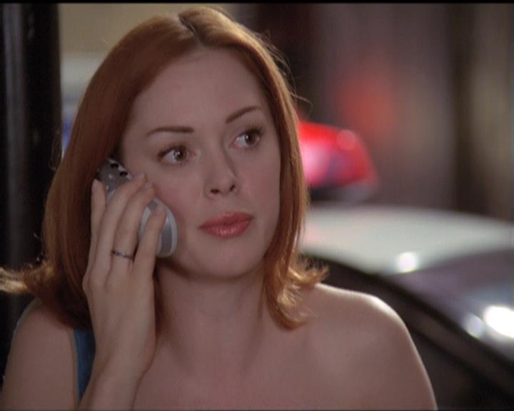 Charmed-Online-dot-net_5x06TheEyesHaveIt0623.jpg