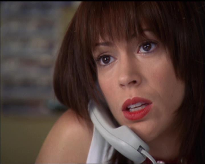 Charmed-Online-dot-net_5x06TheEyesHaveIt0637.jpg