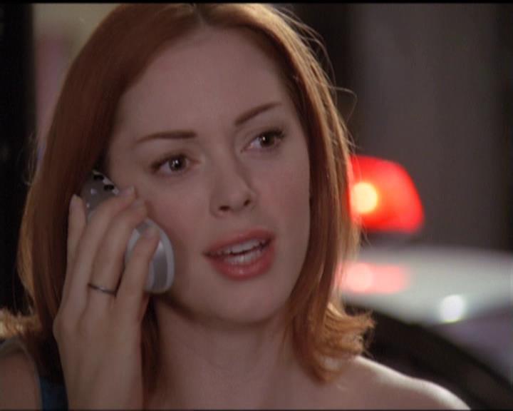 Charmed-Online-dot-net_5x06TheEyesHaveIt0646.jpg