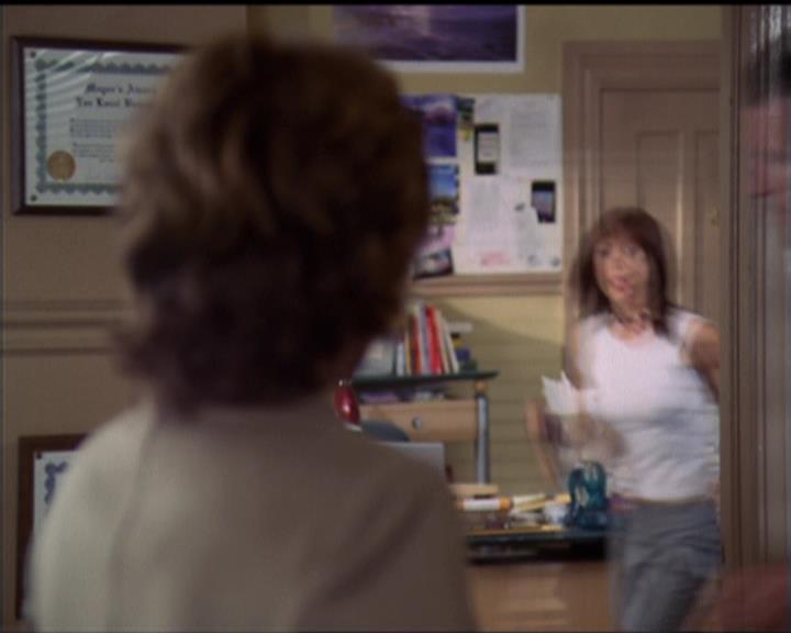 Charmed-Online-dot-net_5x06TheEyesHaveIt0662.jpg