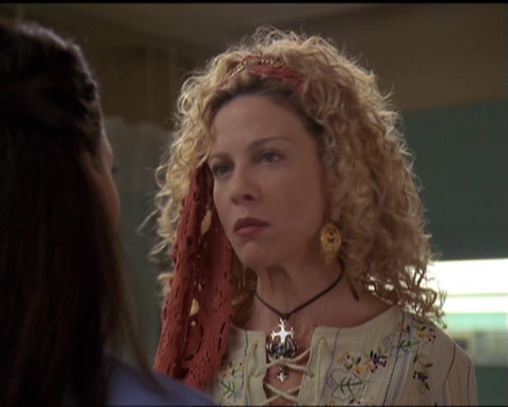 Charmed-Online-dot-net_5x06TheEyesHaveIt0704.jpg Charmed-Online-dot-net_5x06TheEyesHaveIt0704.jpg