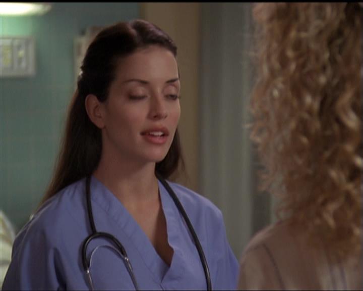 Charmed-Online-dot-net_5x06TheEyesHaveIt0713.jpg