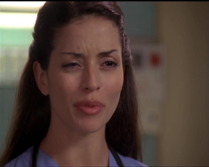 Charmed-Online-dot-net_5x06TheEyesHaveIt0746.jpg