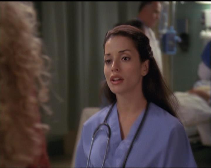 Charmed-Online-dot-net_5x06TheEyesHaveIt0755.jpg