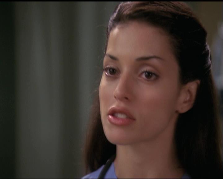 Charmed-Online-dot-net_5x06TheEyesHaveIt0786.jpg
