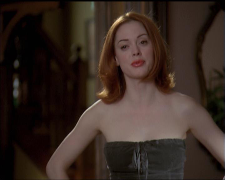 Charmed-Online-dot-net_5x06TheEyesHaveIt0840.jpg