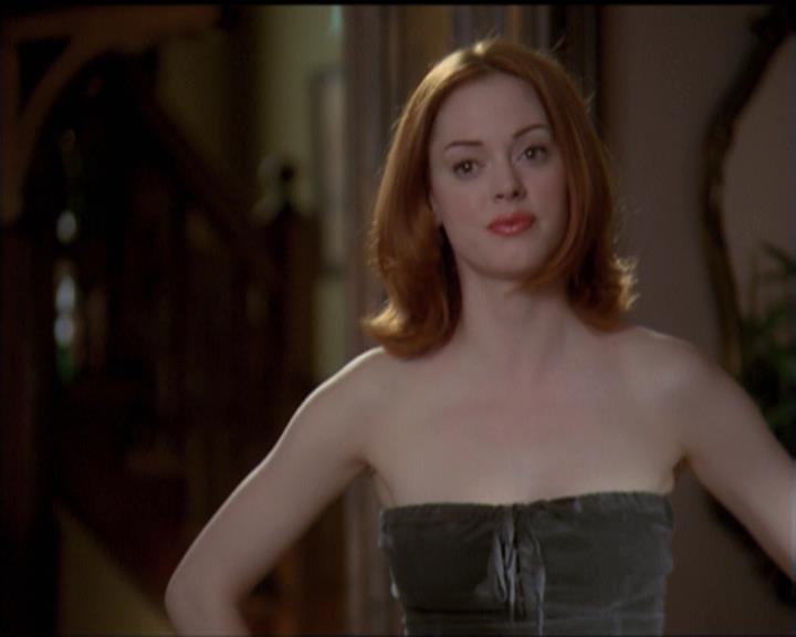 Charmed-Online-dot-net_5x06TheEyesHaveIt0848.jpg