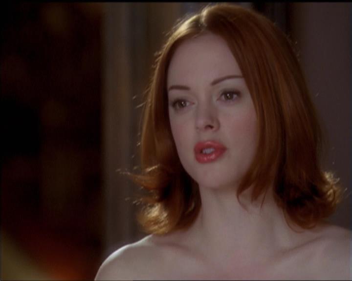 Charmed-Online-dot-net_5x06TheEyesHaveIt0872.jpg