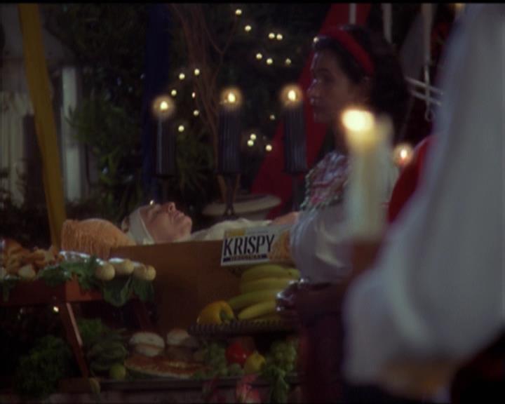 Charmed-Online-dot-net_5x06TheEyesHaveIt0916.jpg