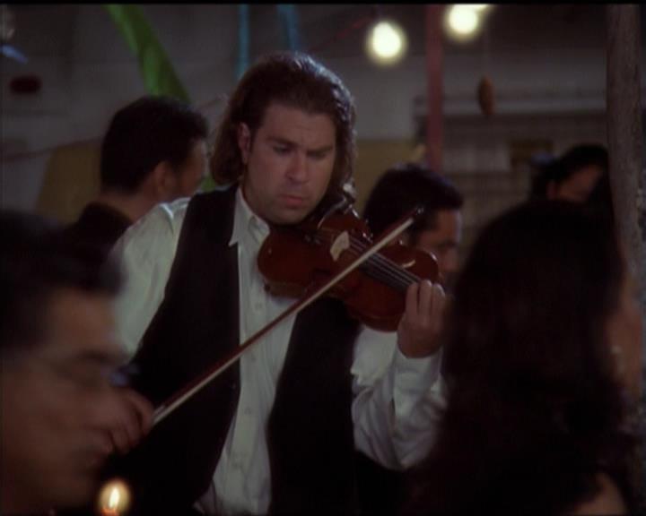 Charmed-Online-dot-net_5x06TheEyesHaveIt0943.jpg