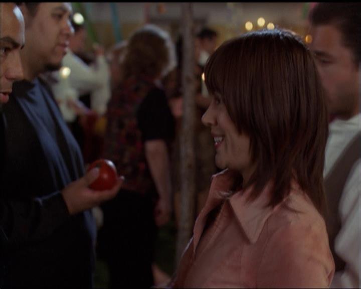 Charmed-Online-dot-net_5x06TheEyesHaveIt0982.jpg