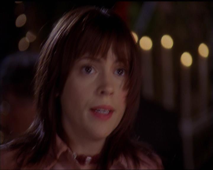 Charmed-Online-dot-net_5x06TheEyesHaveIt0994.jpg