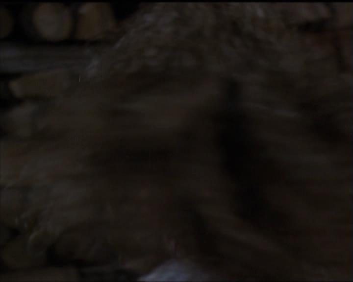 Charmed-Online-dot-net_5x06TheEyesHaveIt1038.jpg