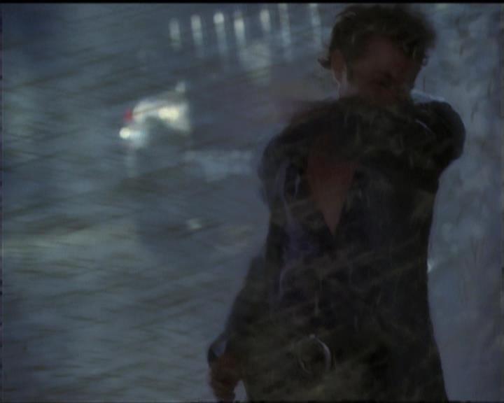 Charmed-Online-dot-net_5x06TheEyesHaveIt1051.jpg