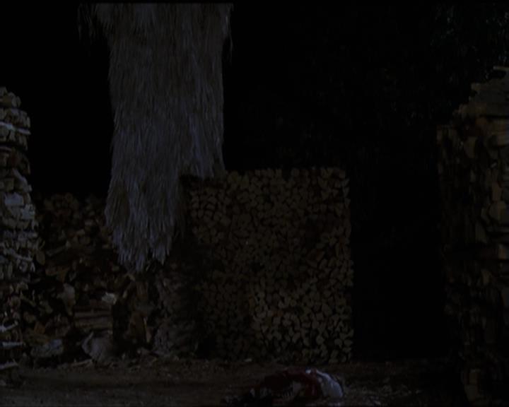 Charmed-Online-dot-net_5x06TheEyesHaveIt1066.jpg